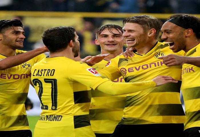 Borussia Dortmund Hancurkan Cologne